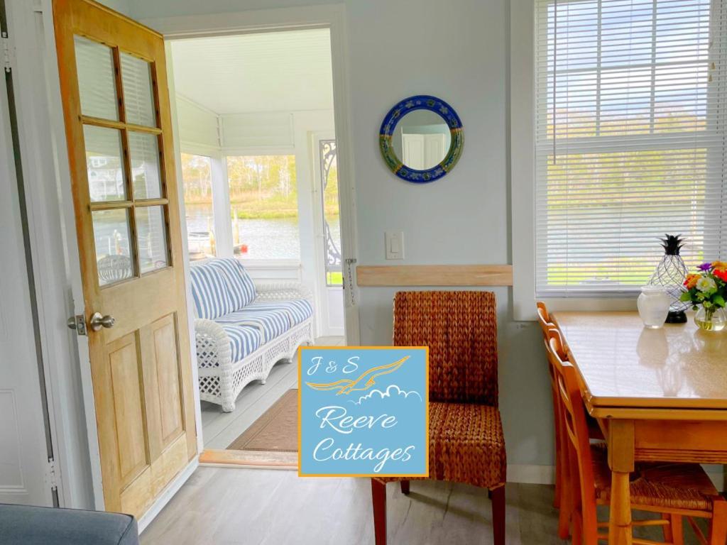 Premier Waterfront Cottage 2 Riverhead Extérieur photo
